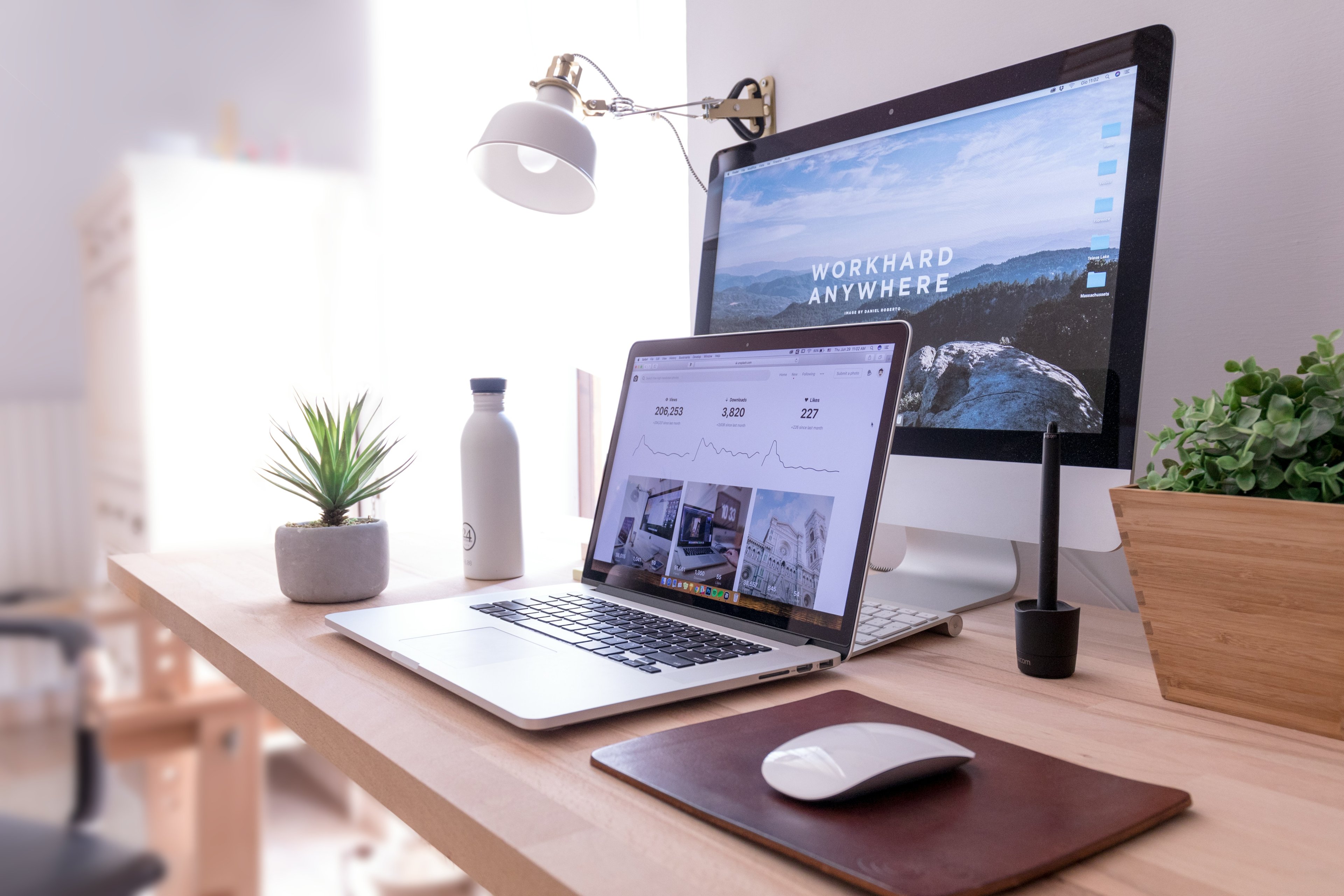 Modern workspace